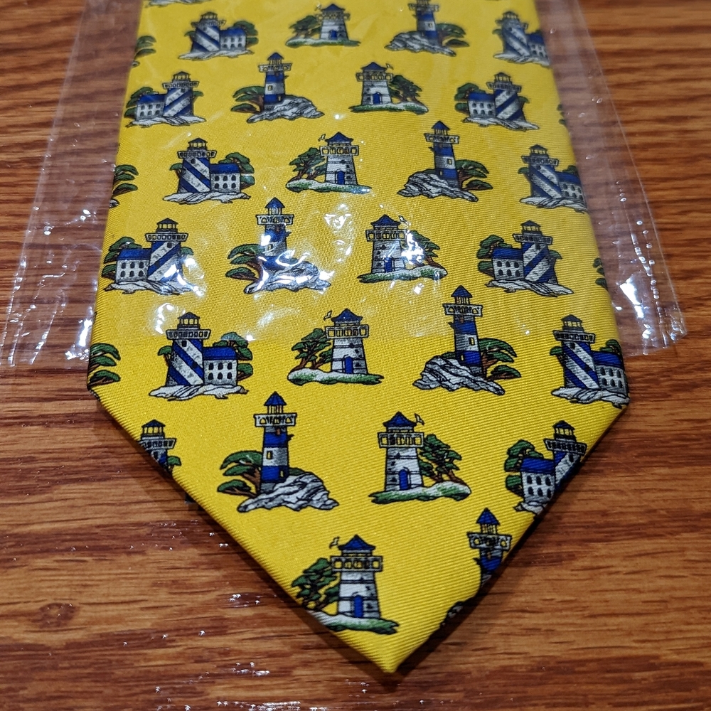 River of Boston yellow handmade historic landmark tie.